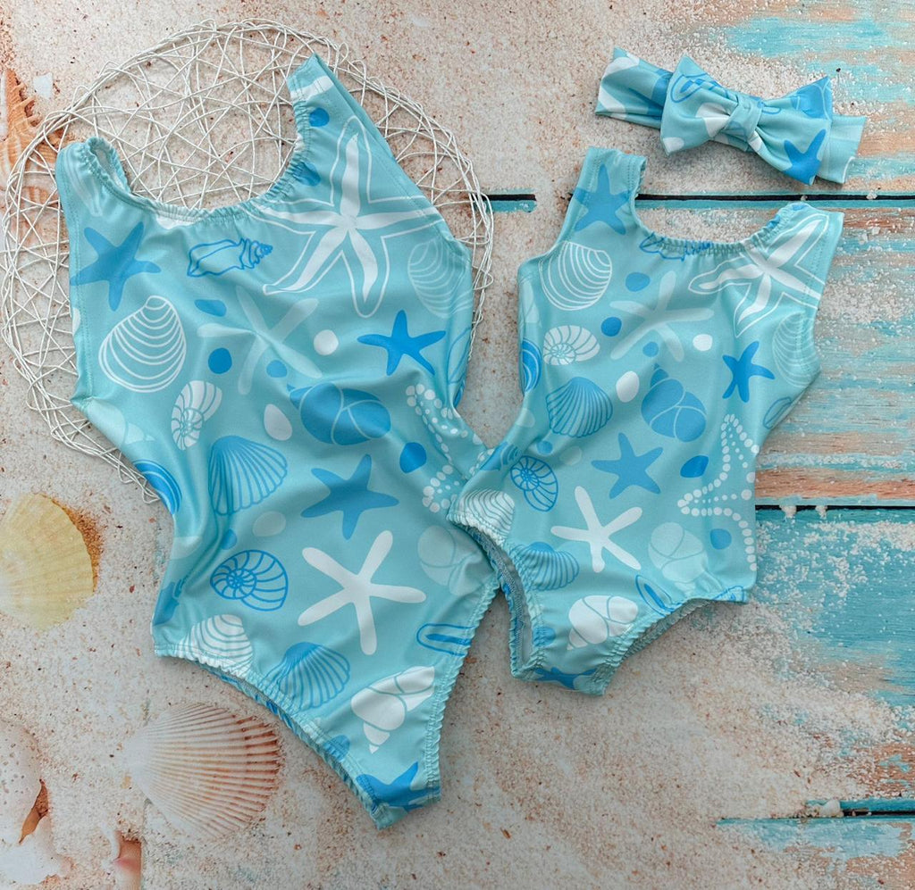 Kit Body Mãe e Filha com Estampas Variadas: Estilo e Conforto para Duas