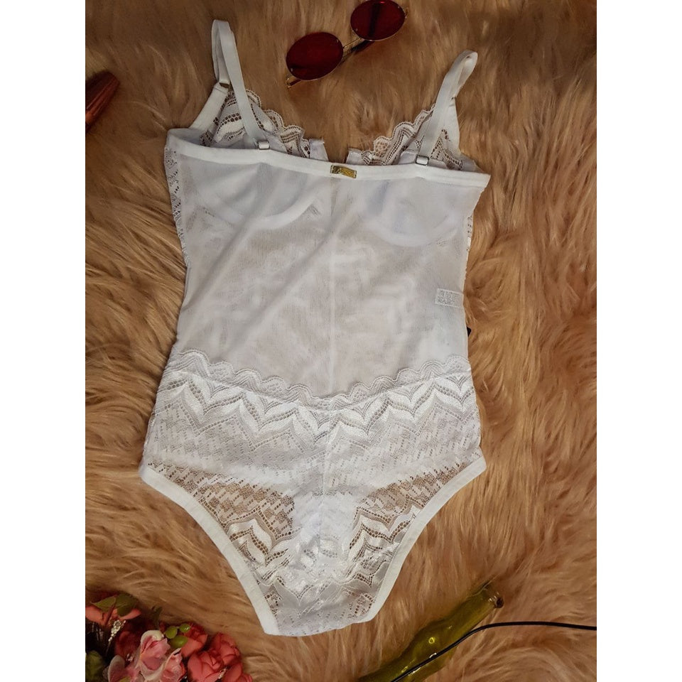 Body Jade em Renda com Decote em V e Abertura Inferior