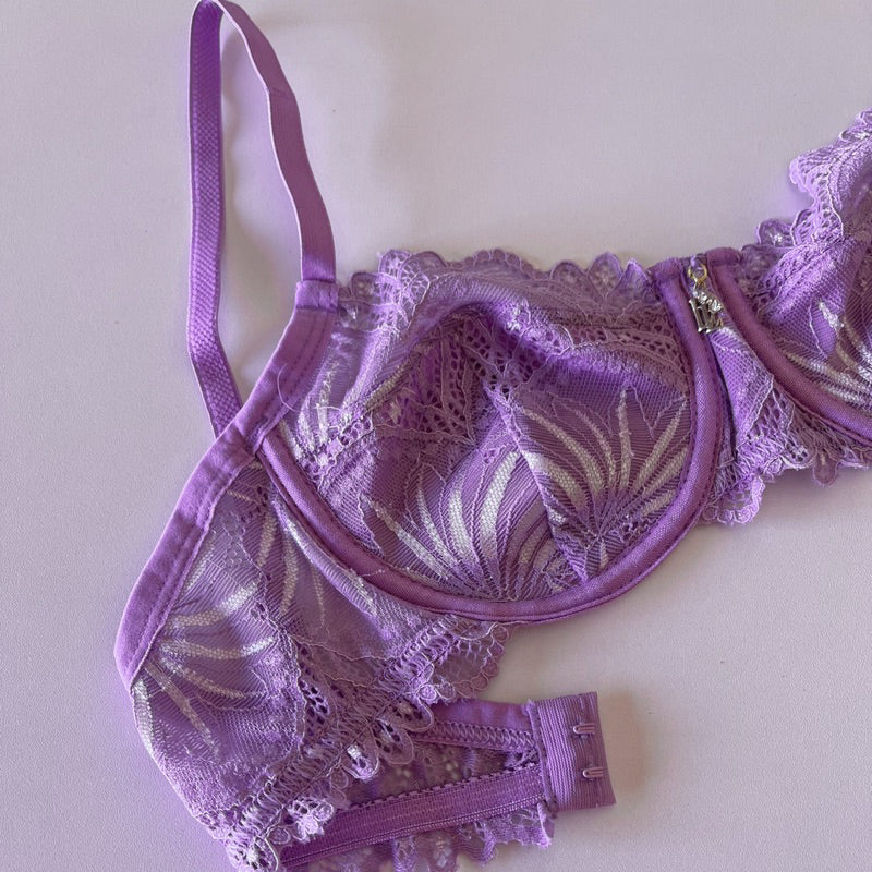 Kit 10 Conjunto Pandora/ Lingerie em renda sem bojo com aro, alças reguláveis e calcinha fio - diversas cores e tamanhos