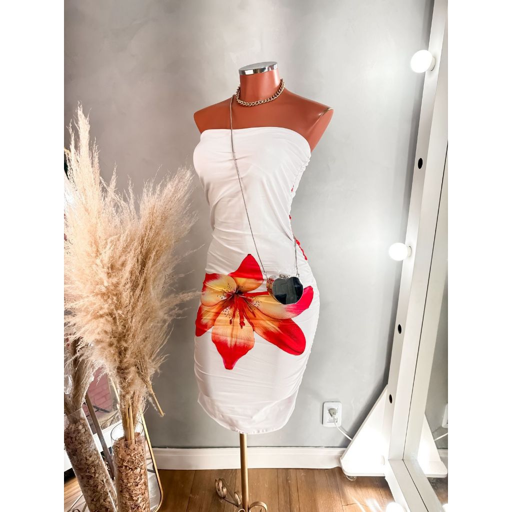 Vestido Longo Colado: Tendencia Estampado Estilo Tomara que Caia Paty