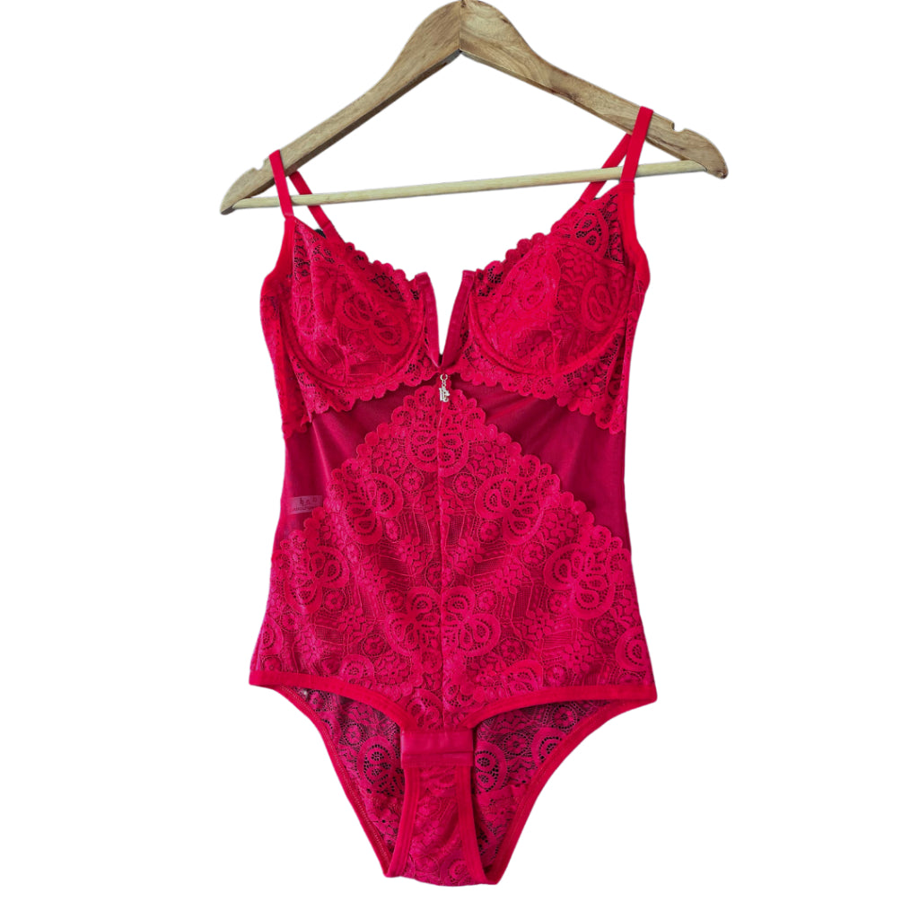 Body Jade em Renda com Decote em V e Abertura Inferior