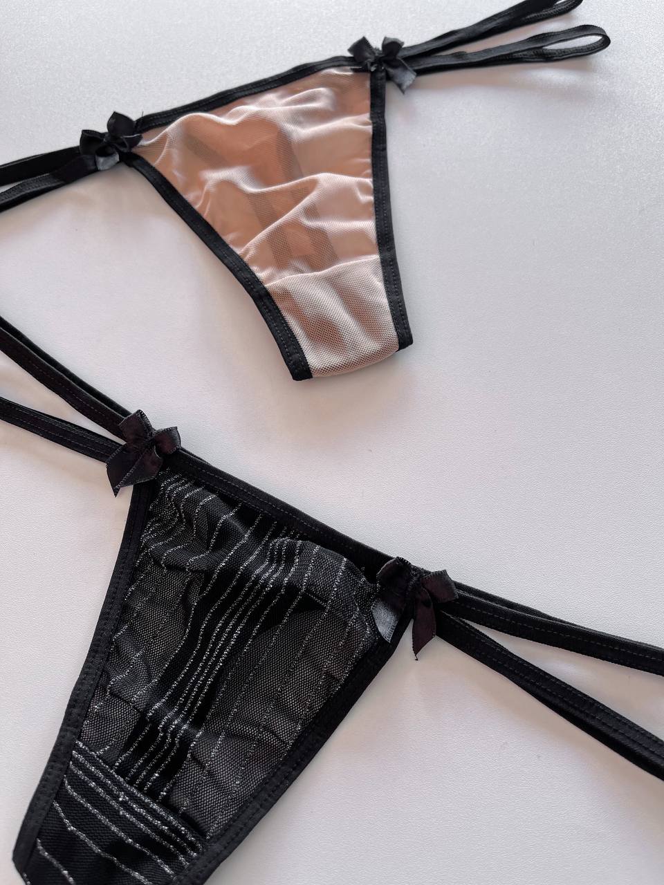 Calcinha Ary / Calcinha fio em Tule