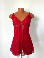 Camisola Luna : Busto forrado, tule e renda